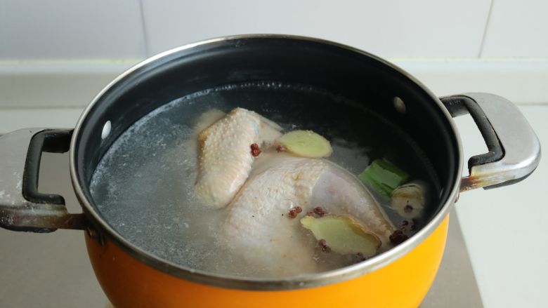 White chopped chicken with scallion oil