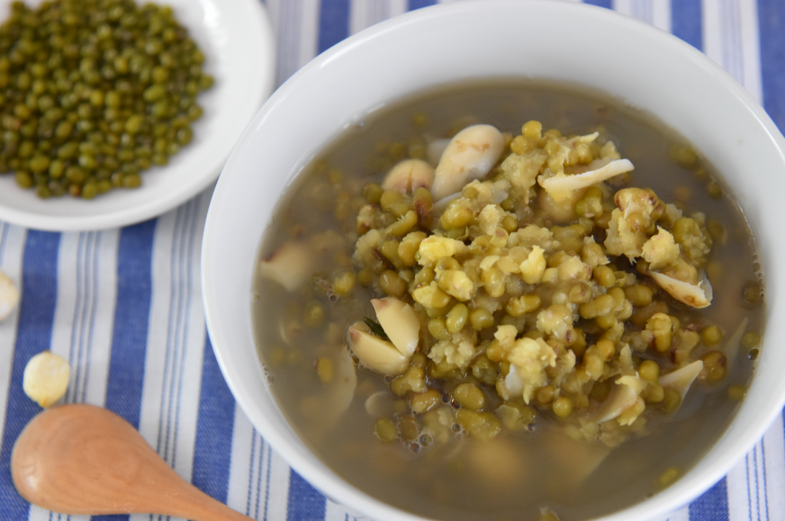 There are also some tips for making mung bean soup. Add it and it will instantly become fragrant and