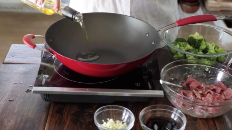 15-minute homemade stir-fried beef with broccoli