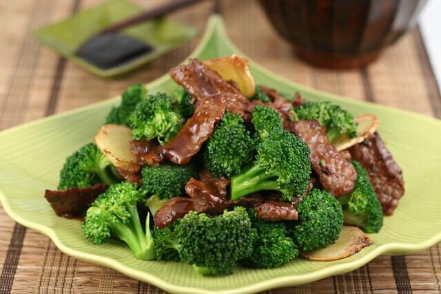 15-minute home-style stir-fried beef with broccoli