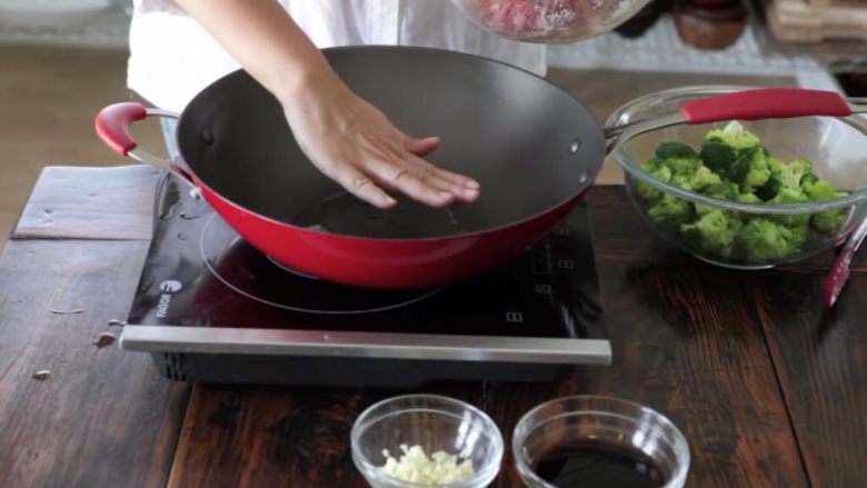 15-minute home-style stir-fried beef with broccoli