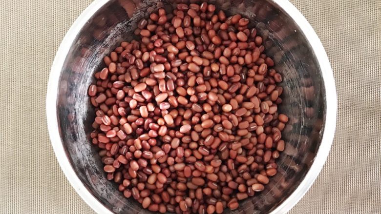 Sugar-free and oil-free red beans suitable for people with three heightssand