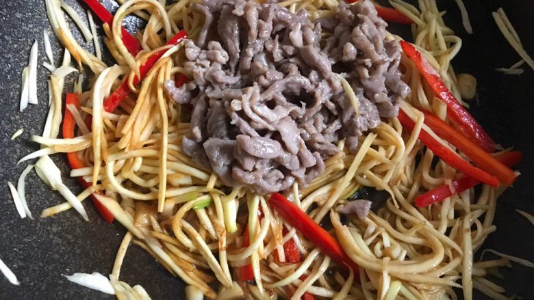 Stir-fried Shredded Pork with Wild Wild Rice