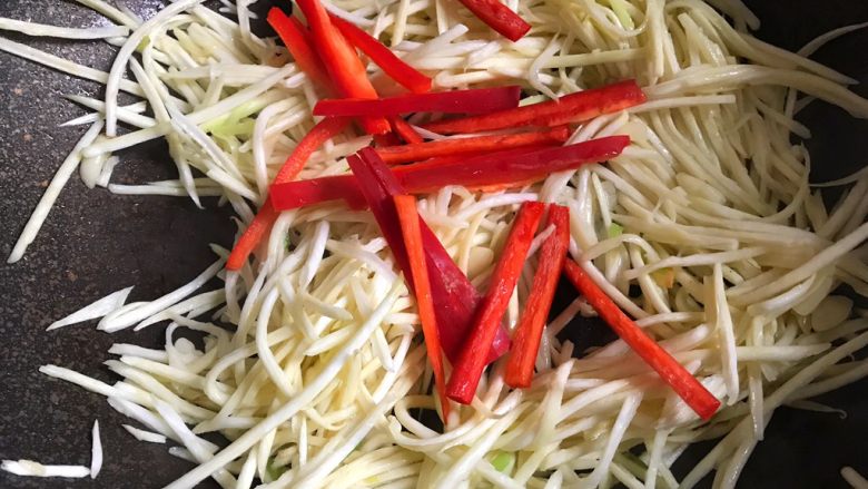 Stir-fried Shredded Pork with Wild Wild Rice