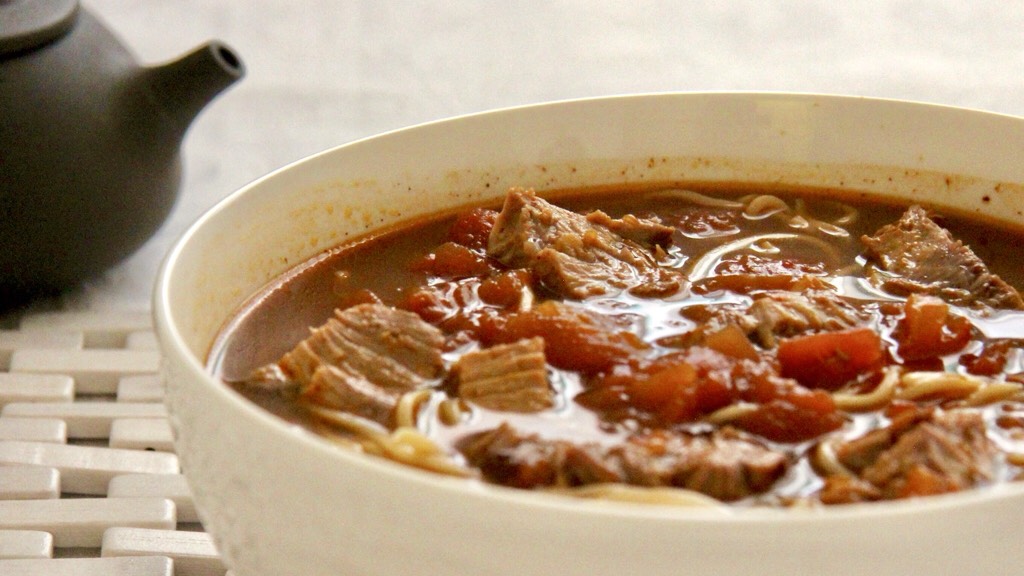 Braised beef noodles