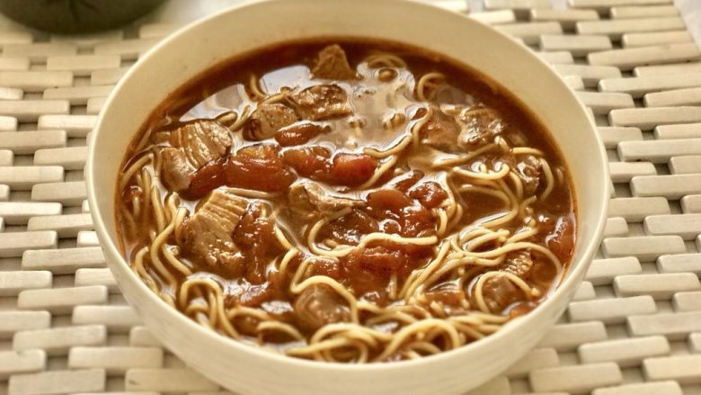 Braised beef noodles