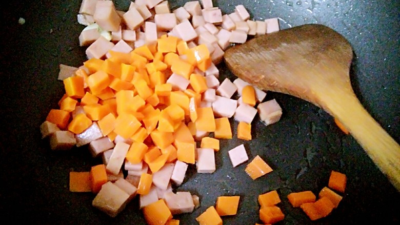 Luncheon Meat Stir-fried Mixed Vegetables