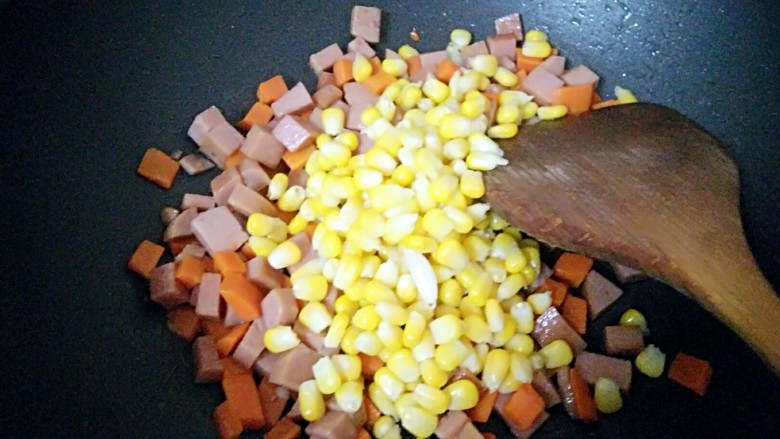 Luncheon Meat Stir-fried Mixed Vegetables