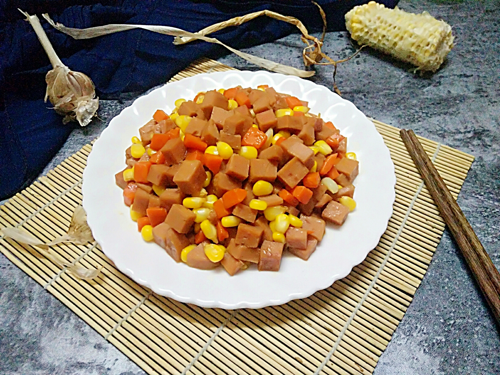 Luncheon Meat Stir-fried Mixed Vegetables