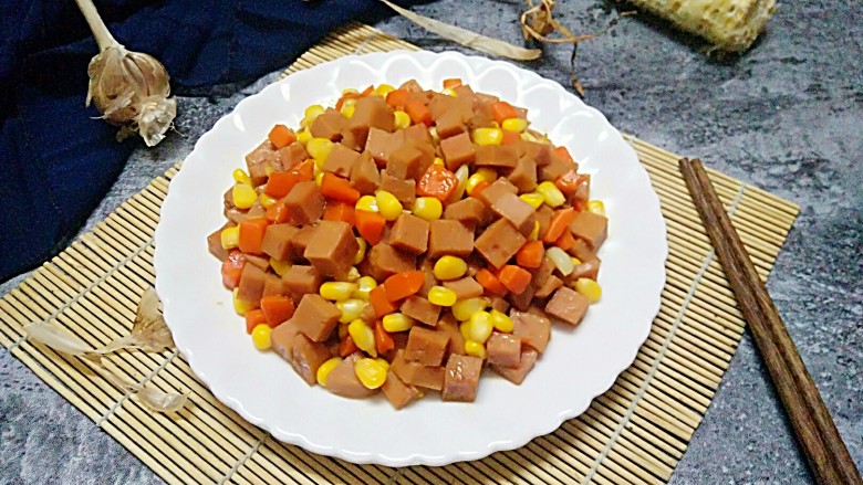 Luncheon Meat Stir-fried Mixed Vegetables