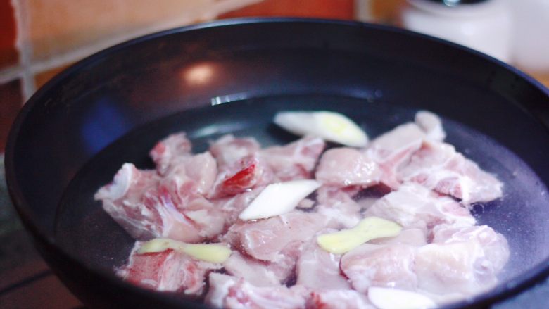 Corn, Carrot and Pork Ribs Soup