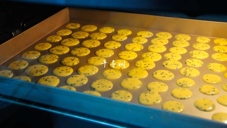 Black sesame egg tile biscuits, a baby snack you can't stop eating