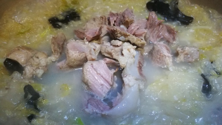 Family Banquet Recipe ~ Boneless Meat Braised with Sauerkraut