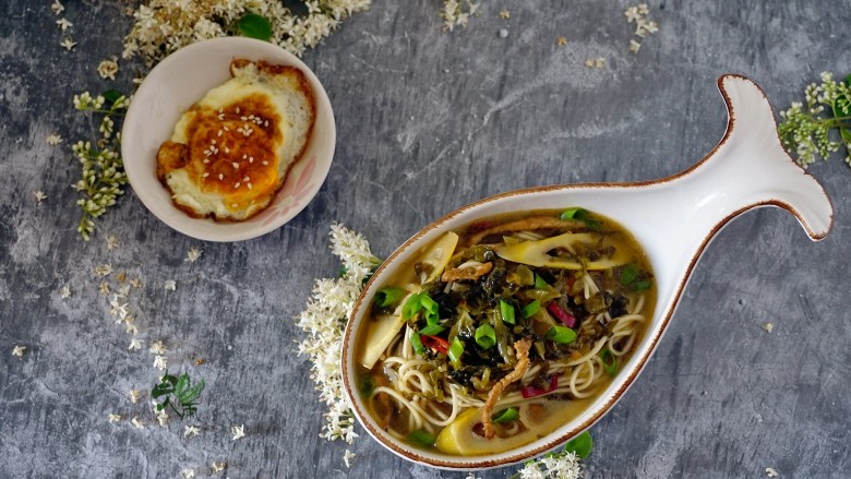 Spring Bamboo Noodles with Pickled Vegetables, Shredded Pork and Spring Bamboo Shoots