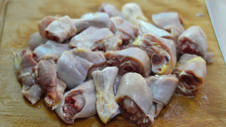 Braised Chicken Legs with Mushrooms