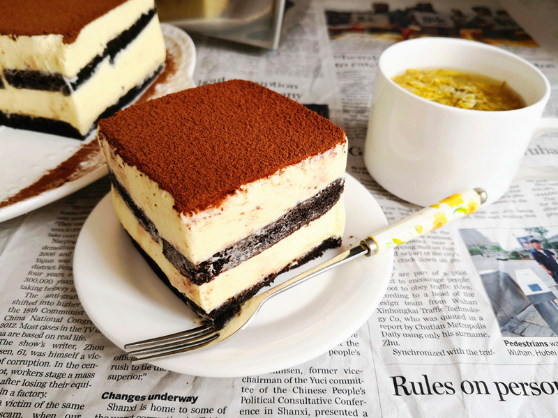 Tiramisu (cake version)