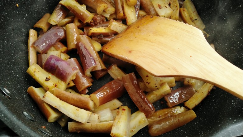 Braised eggplant