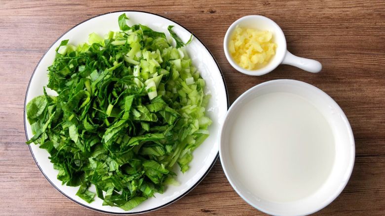 Green vegetable and tofu soup