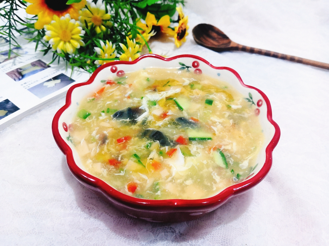 Cucumber and preserved egg soup