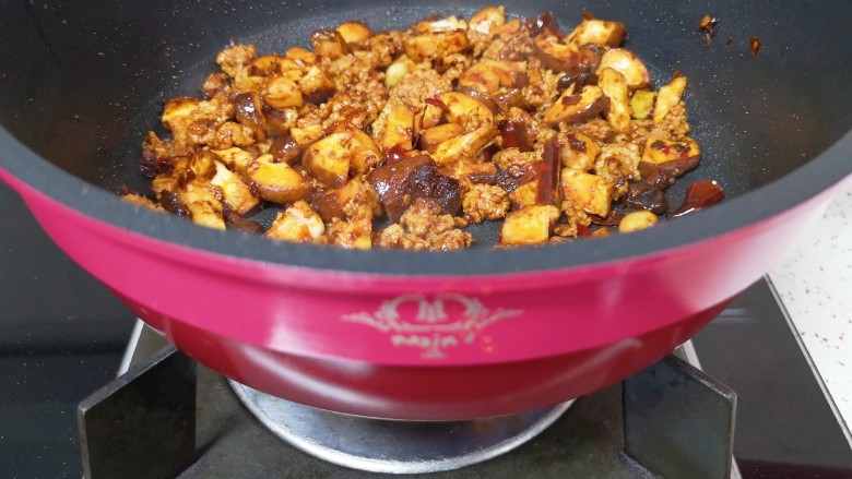 Shiitake Mushrooms, Minced Pork and Tofu