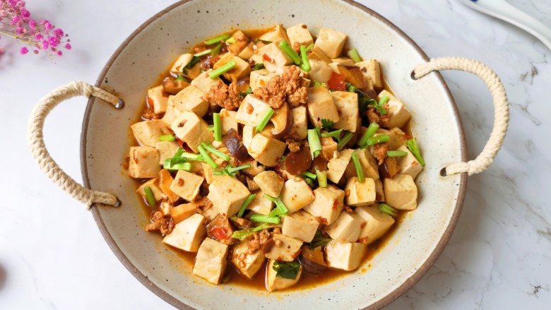 Shiitake Mushrooms, Minced Pork and Tofu