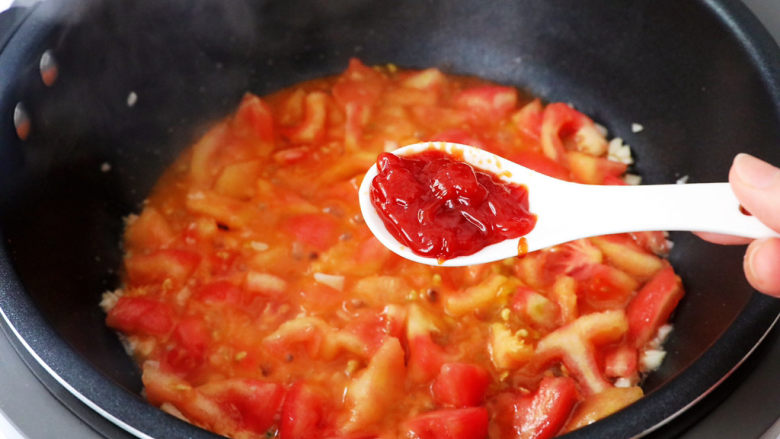 Tomato soup dumplings