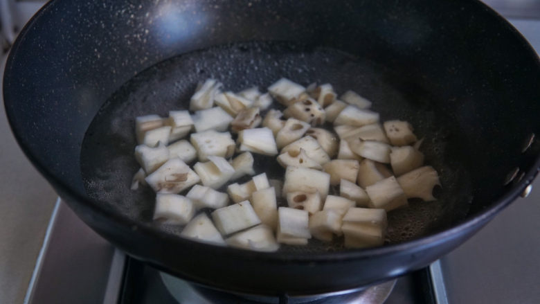 Sweet and Sour Lotus Root