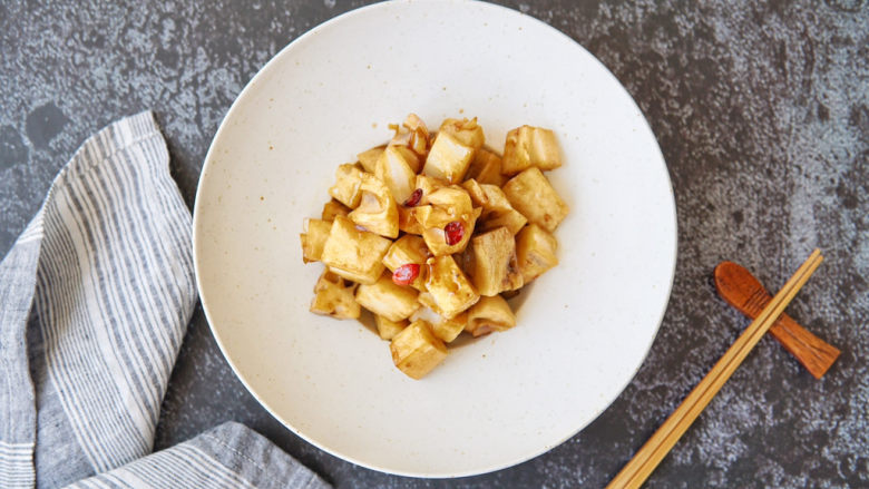 Sweet and Sour Lotus Root