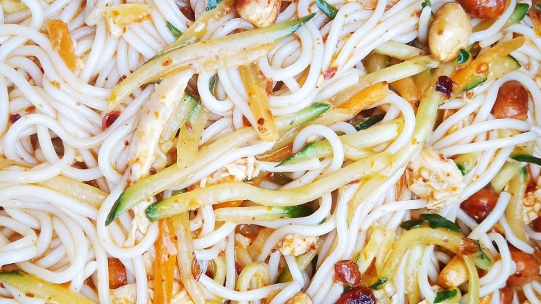 Cucumber noodles