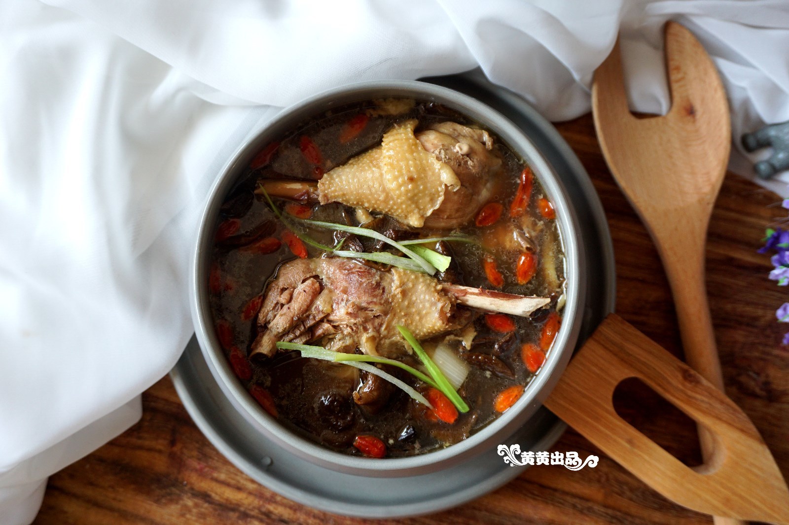 【Tujishan Mushroom Soup】Mountain delicacies and wild game, replenishing qi and deficiency, and getti