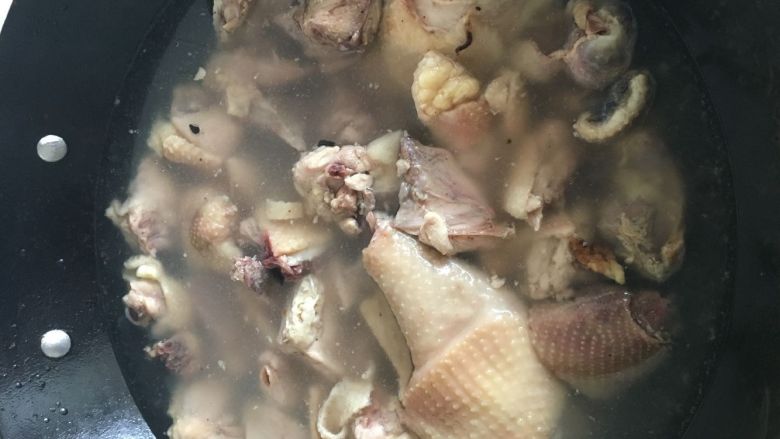 [Tuji Mountain Mushroom Soup] Mountain delicacies and game, replenishing qi and deficiency, and driving away fatigue 