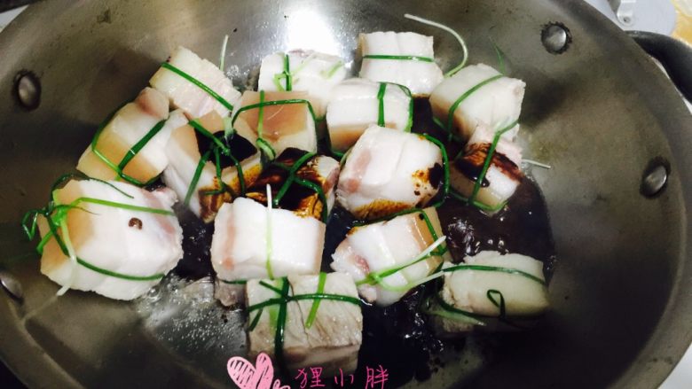 Raising Autumn Fat - Braised Yuanbao Pork