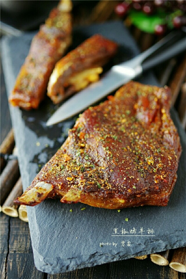 Black pepper grilled lamb chops