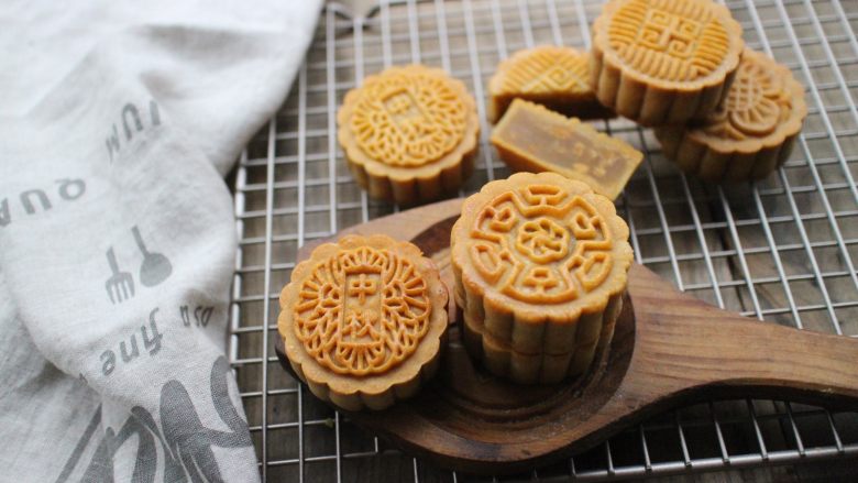 Lotus Paste and Pork Floss Mooncake