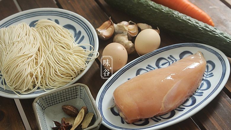 A bowl of noodles that is essential in summer ~ Shredded Chicken Cold Noodles