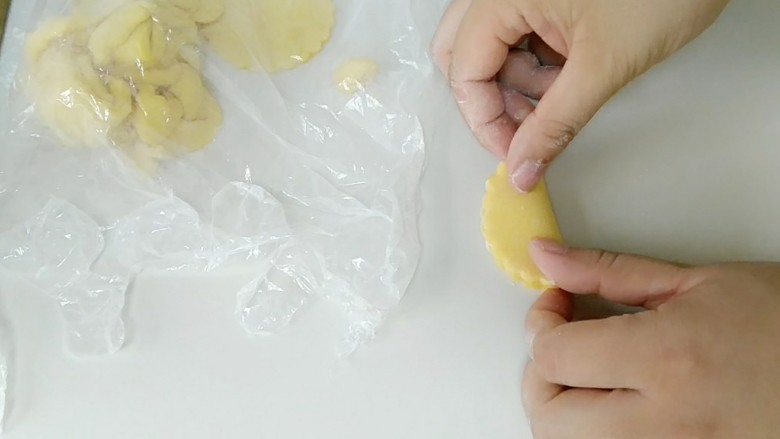 Butterfly-style steamed buns