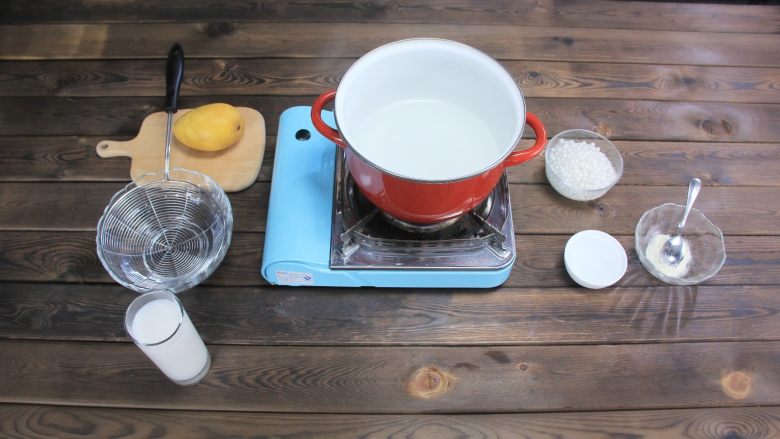 Thai-style mango and coconut milk sago cake