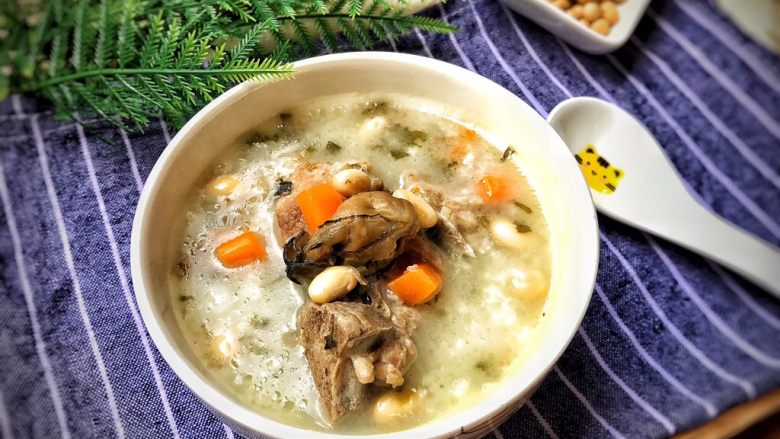 Oysters, salted bone and vegetable porridge