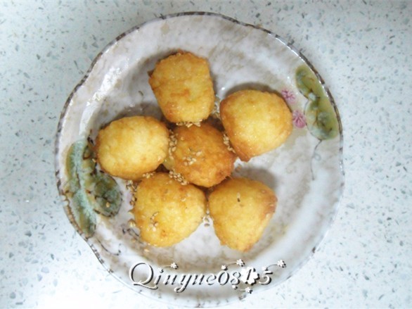 Fried rice balls