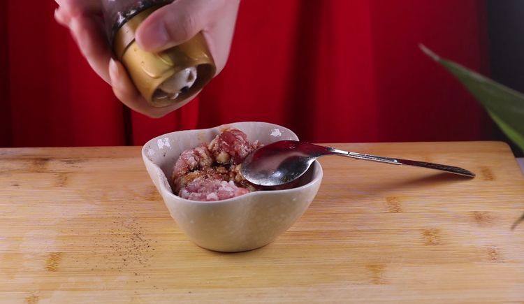 A new way to eat steamed tofu, the texture is tender, smooth and delicious