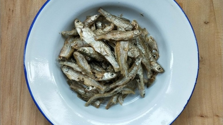 Spicy food~Hakka stir-fried dried fish