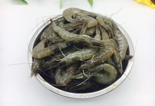 Go back to my parents’ house on the second day of the Spring Festival, three fresh braised noodles and four mixed vegetables, three stir-fried shrimps