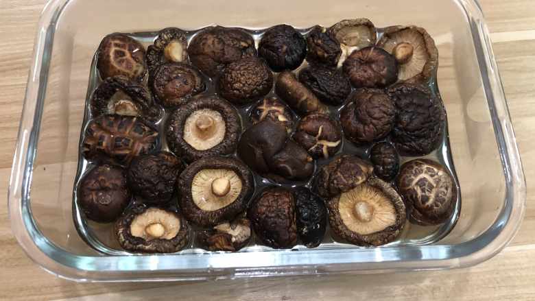 Shiitake mushrooms (bread machine version)