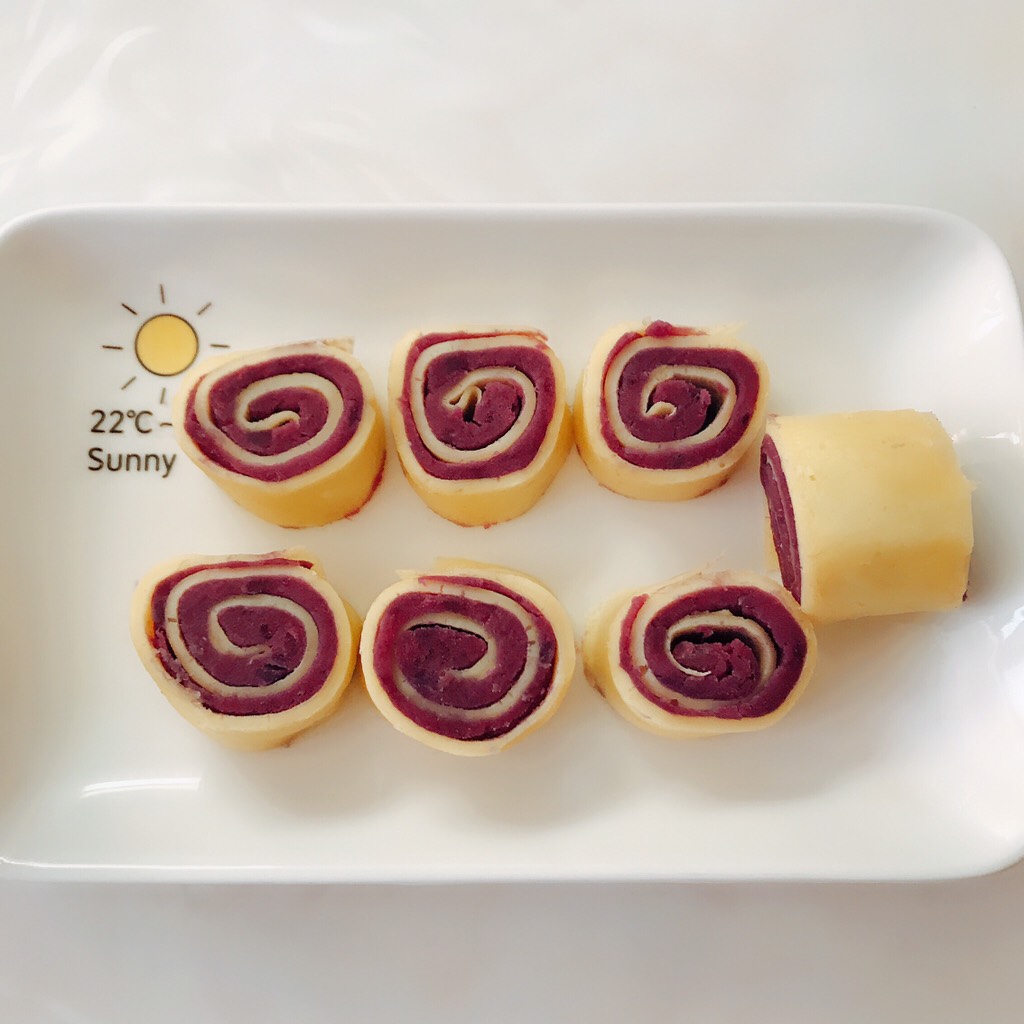 Purple Sweet Potato Egg Roll