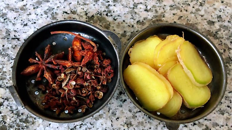 Pork Ribs Stewed with Radish