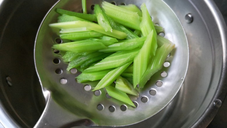 Yuba mixed with tender celery