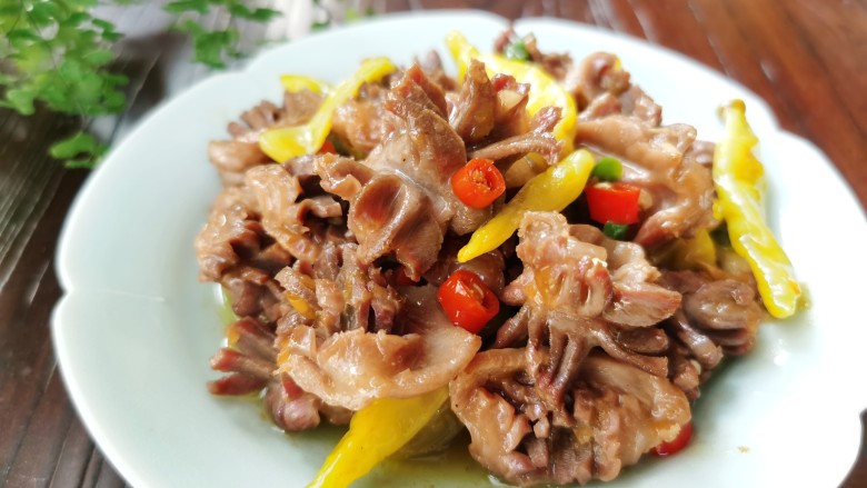 Chicken gizzards with pickled peppers