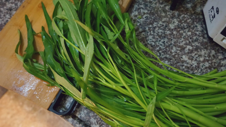 Garlic water spinach