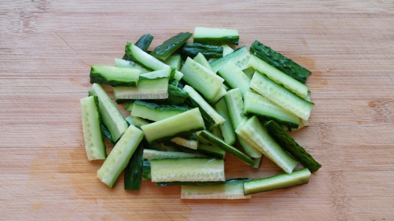 Cucumber mixed with yuba