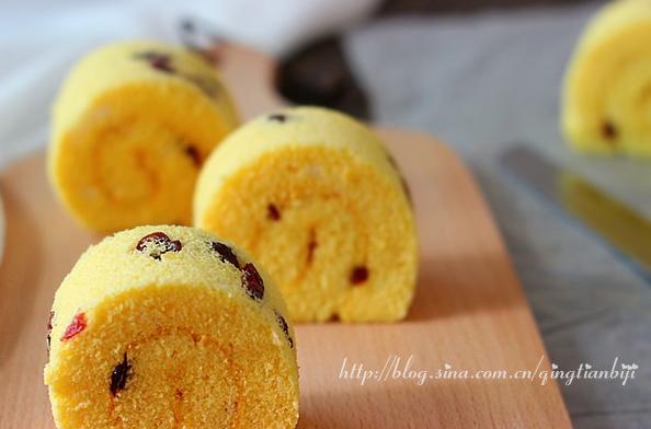 Cranberry Cake Roll